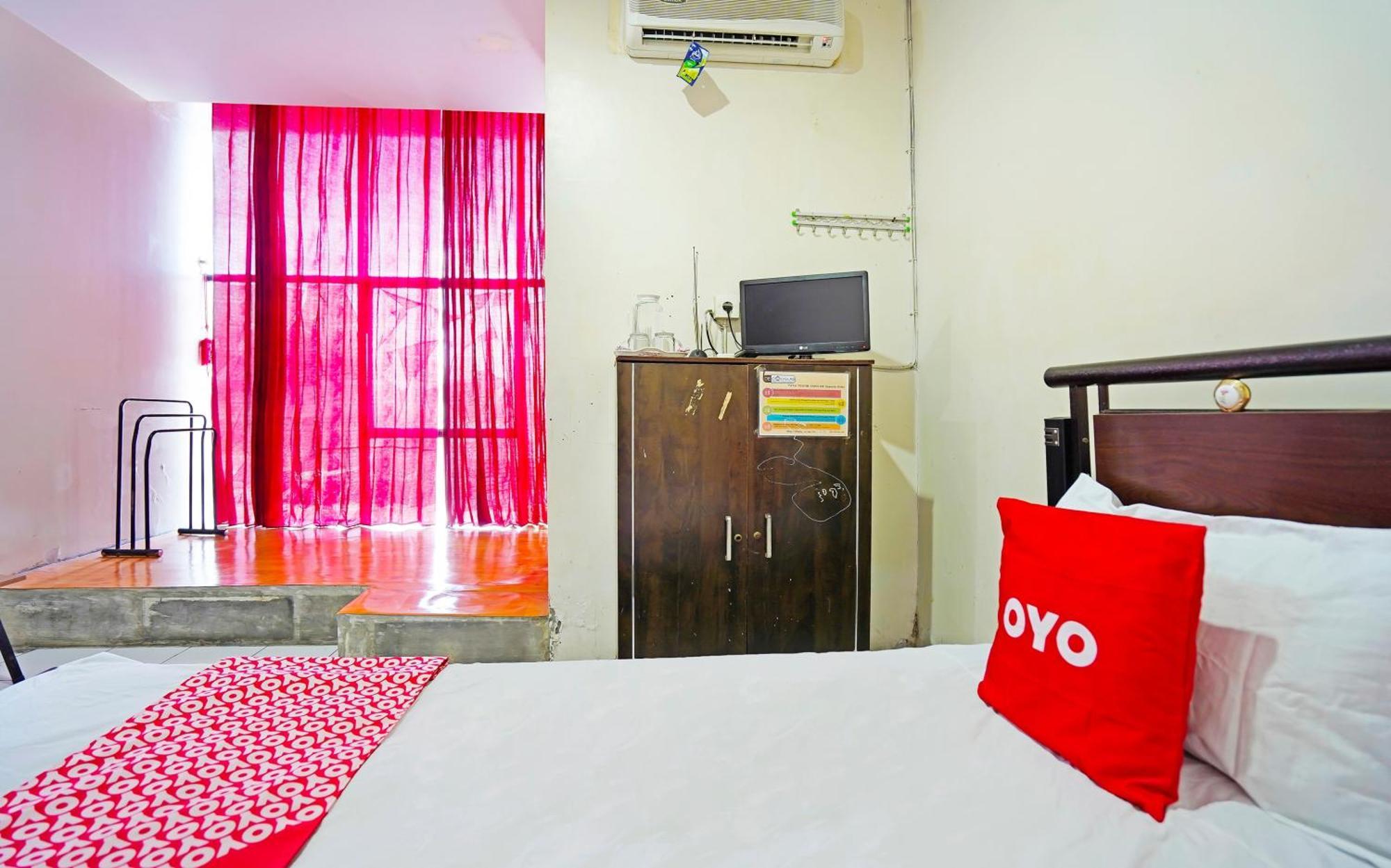 Oyo 91415 De Wijaya Hotel Sidoarjo Exterior photo