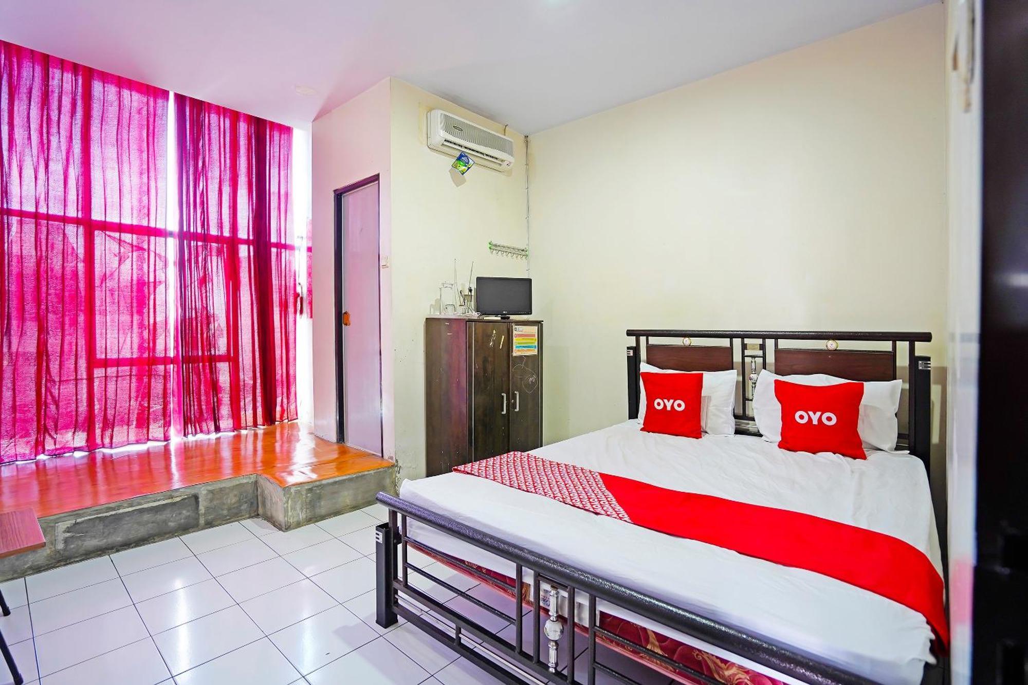 Oyo 91415 De Wijaya Hotel Sidoarjo Exterior photo