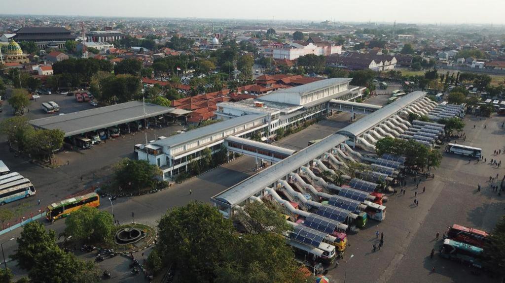 Oyo 91415 De Wijaya Hotel Sidoarjo Exterior photo